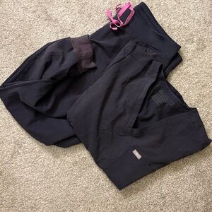 Figs SET catarina top (XXL) and zamora regular length waist jogger pant (XLP)